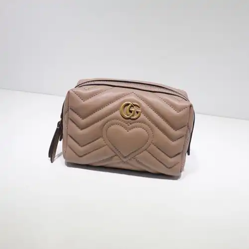 G*u*i brand handbags pouches 1904g0028