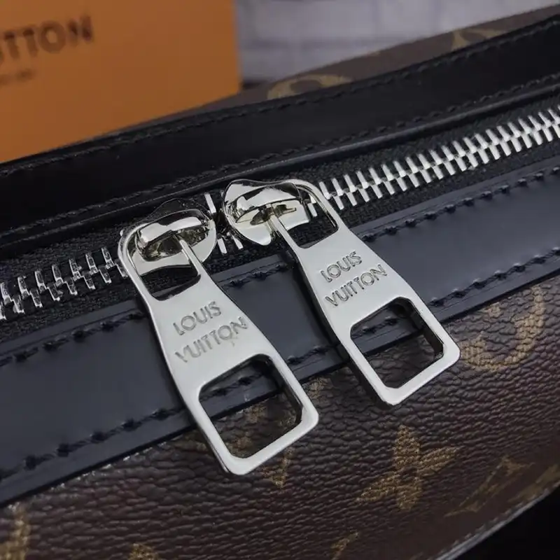 LV Bags 1906BL0154