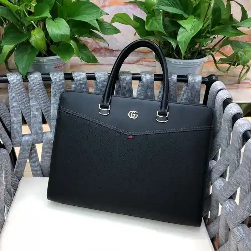 G*u*i bags 1910bb0090