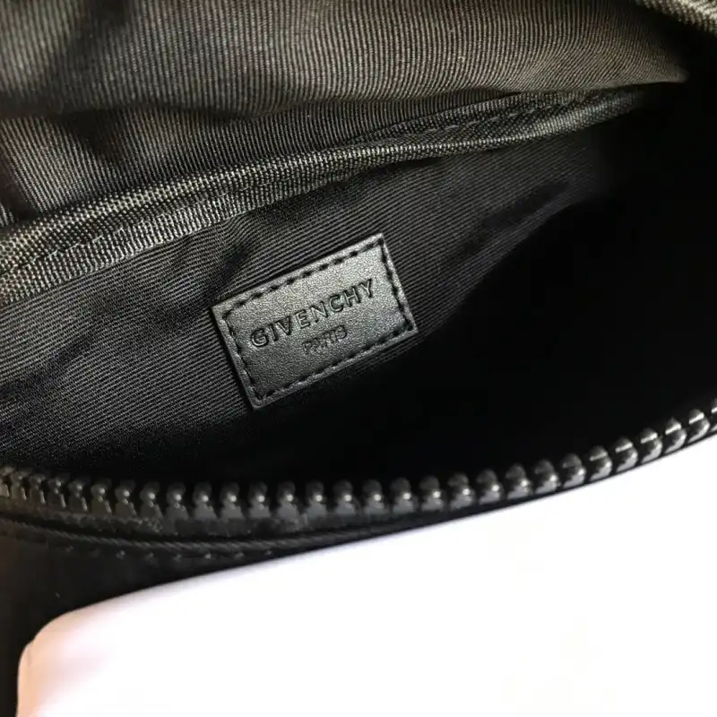 Givenchy Bags 1910GIV0018