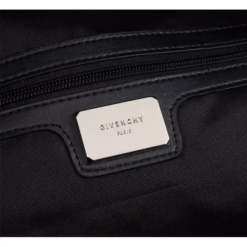 Givenchy Bags 1910GIV0038