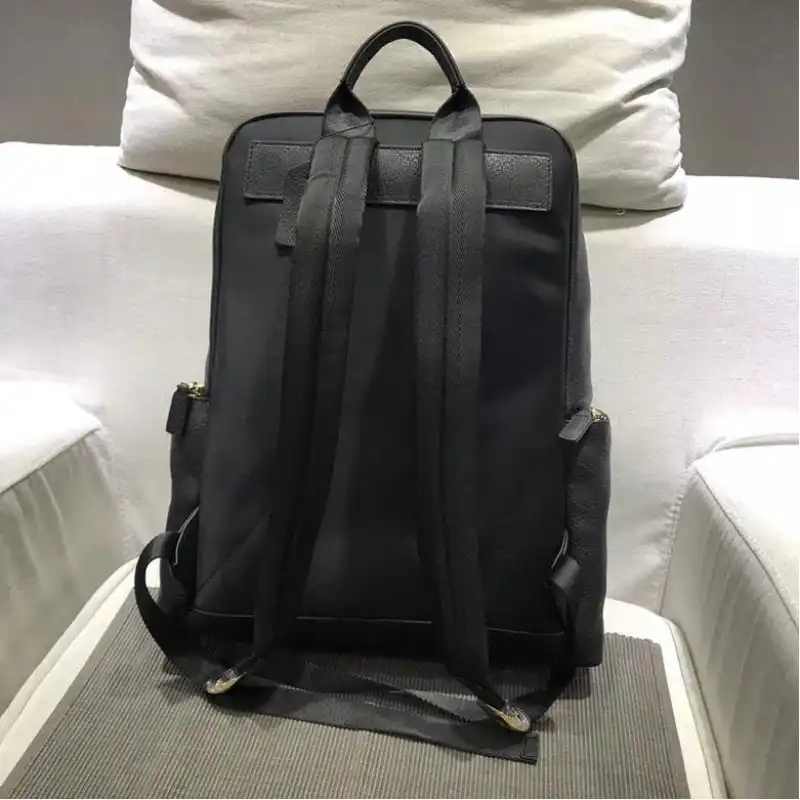 G*u*i bags 1917m0075