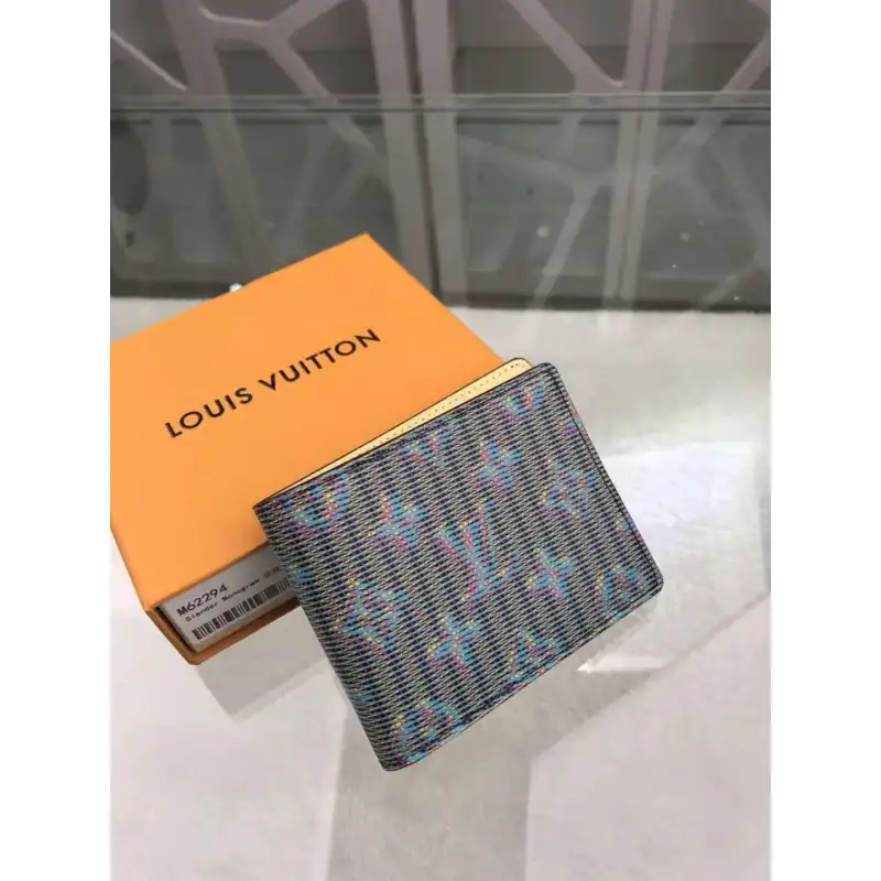 LV Bags 19B570040