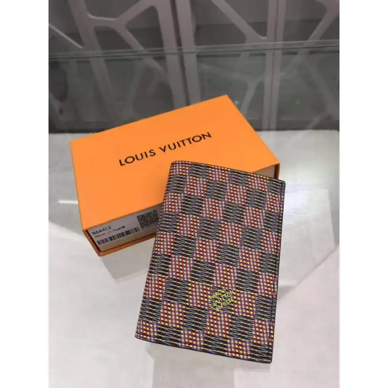 LV Bags 19B570051