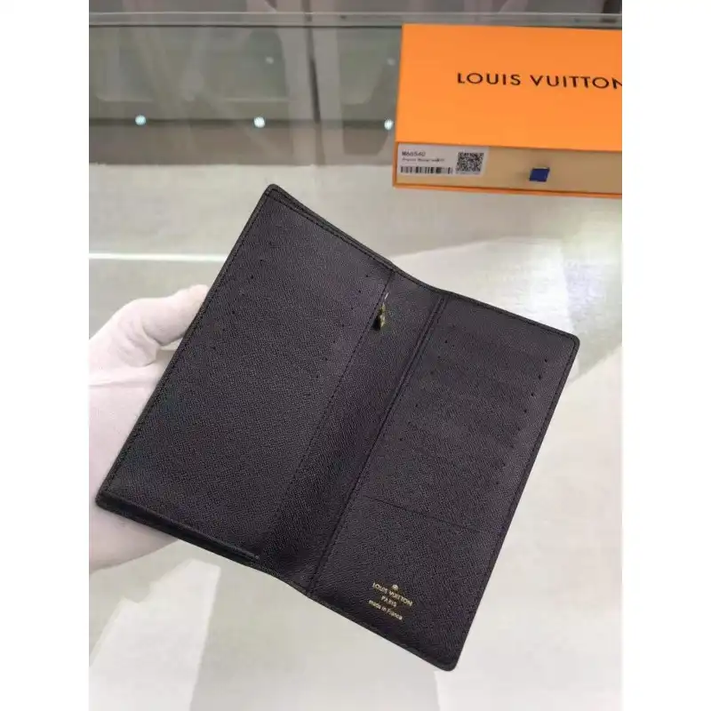 LV Bags 19B570109