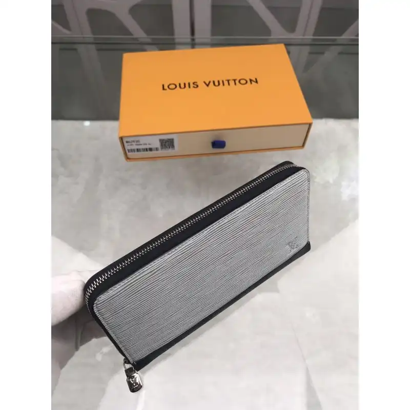 LV Bags 19B570181