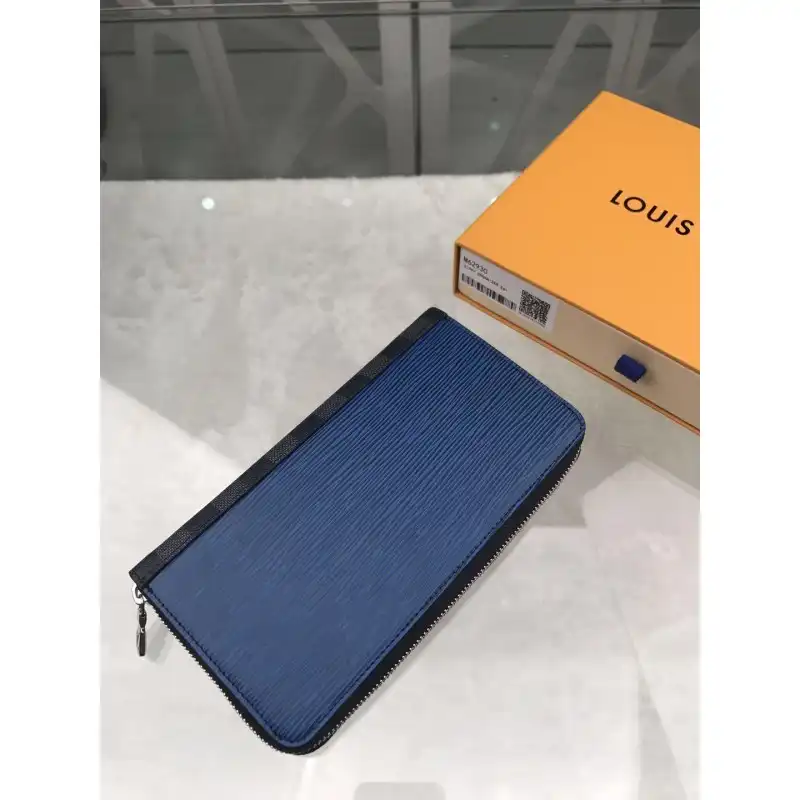 LV Bags 19B570181