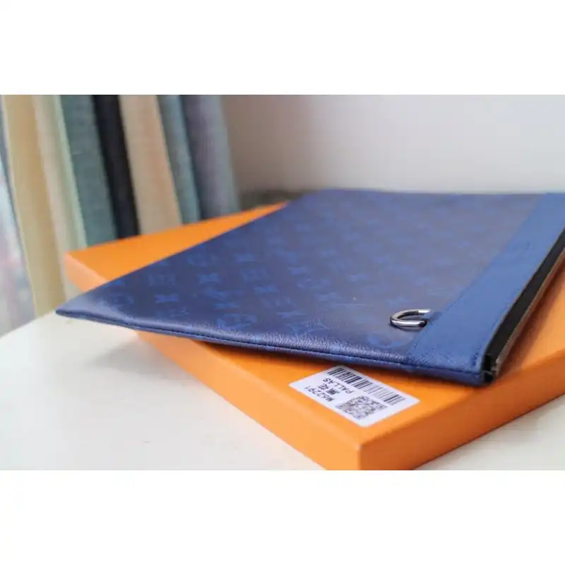 LV Bags 19B570185