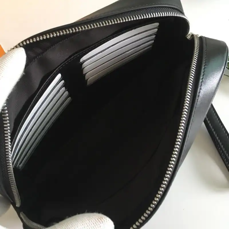 LV Bags 19B570222