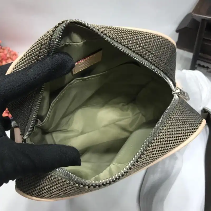 LV Bags 19B5790021