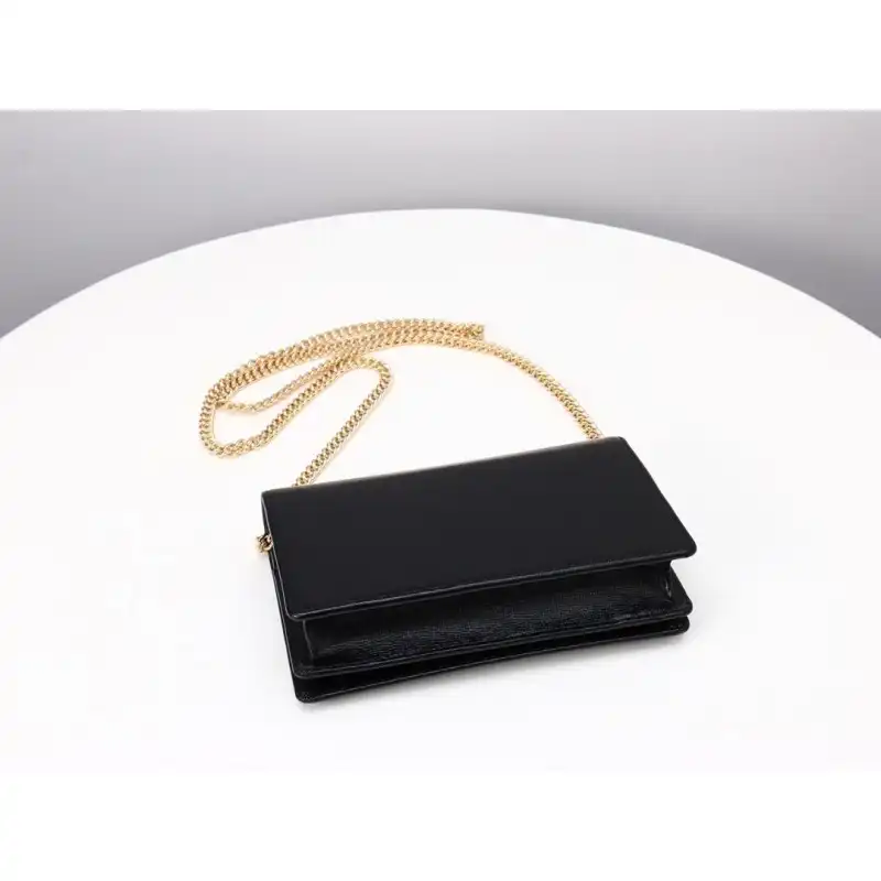 G*u*i bags 19b57b0019