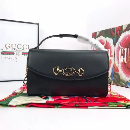 G*u*i bags 19b57b0024