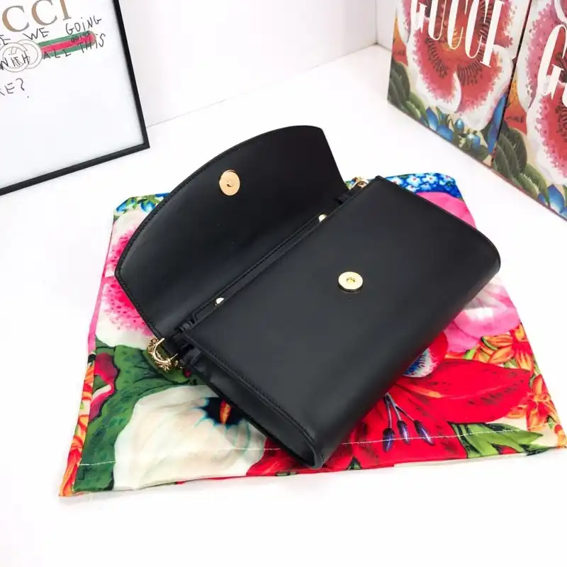 G*u*i bags 19b57b0024
