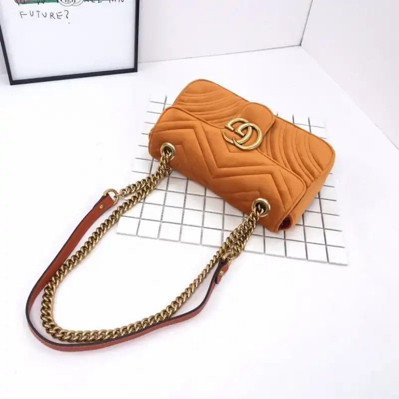 G*u*i bags 19b57g0004
