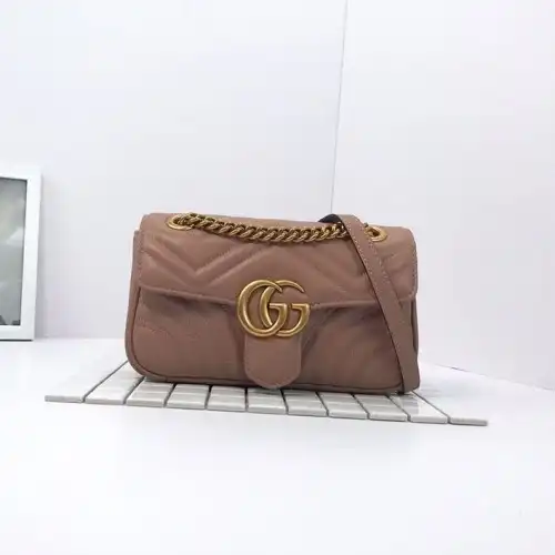 G*u*i bags 19b57g0009