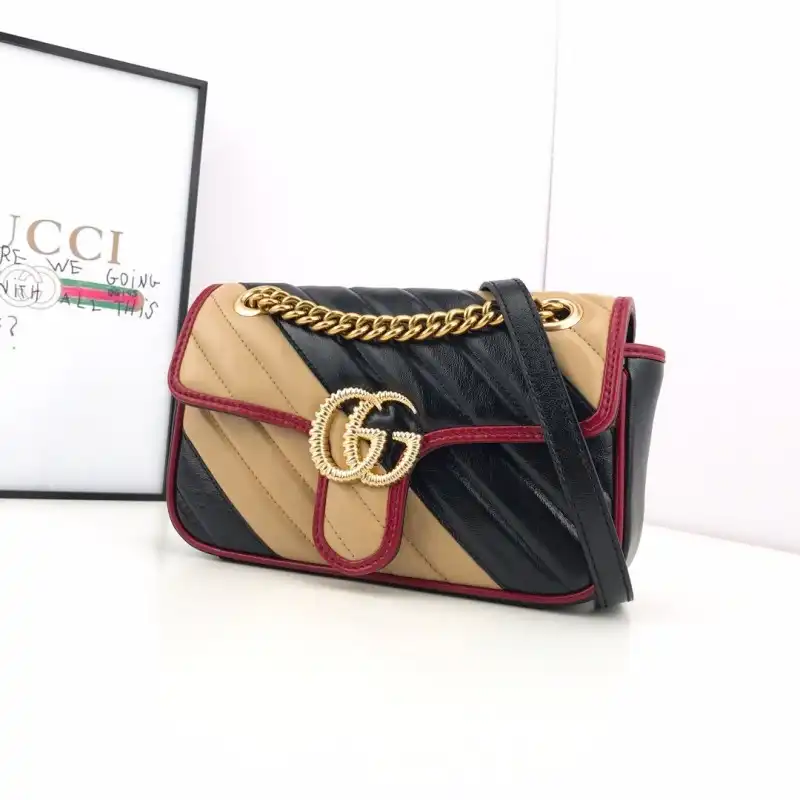 G*u*i bags 19b57g0014