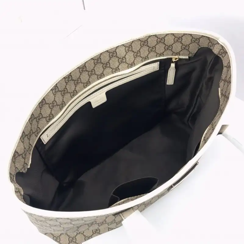 G*u*i bags 19b57g0021