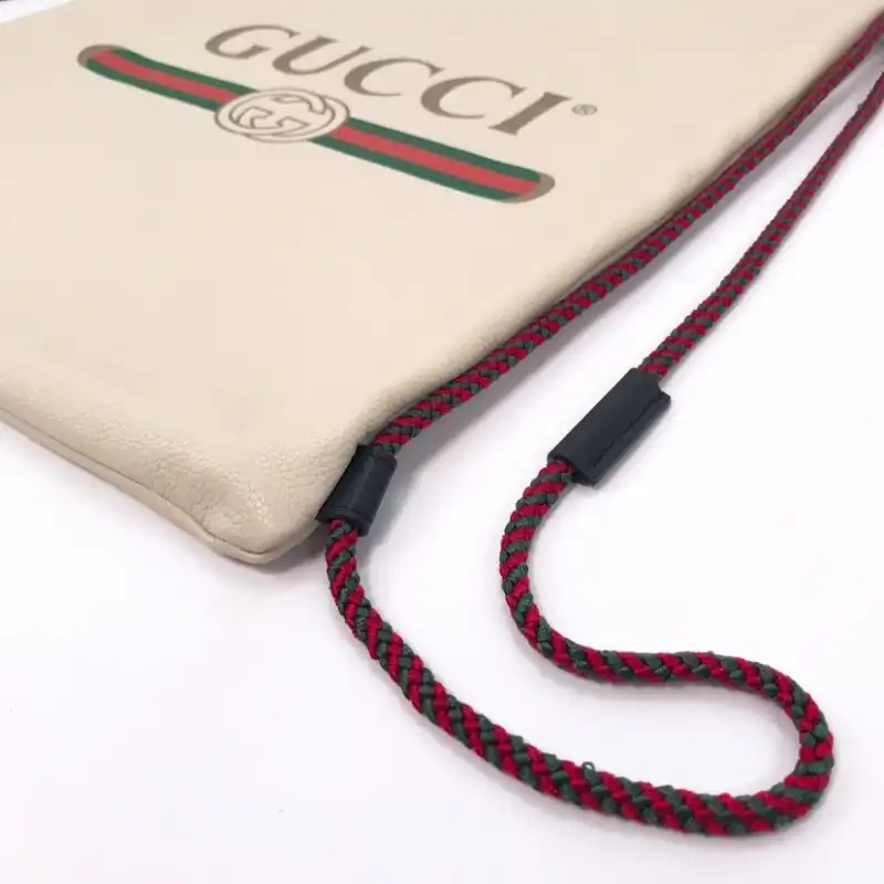 G*u*i bags 19b57g0027