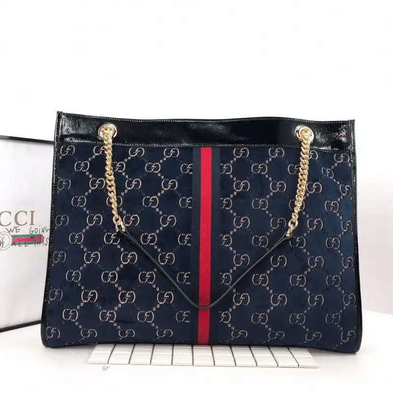 G*u*i bags 19b57g0031