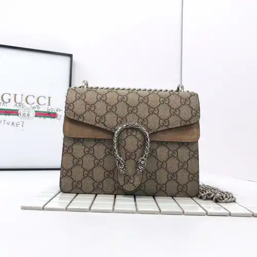 G*u*i bags 19b57g0037