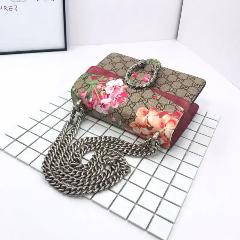 G*u*i bags 19b57g0039