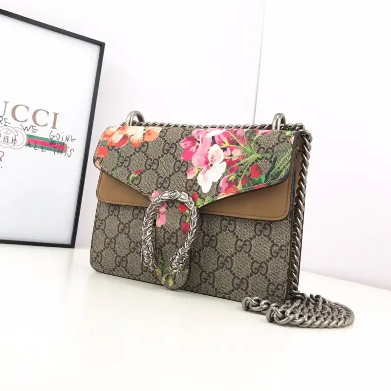 G*u*i bags 19b57g0040
