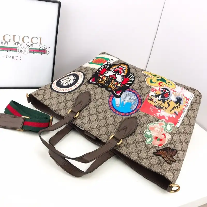 G*u*i bags 19b57g0046