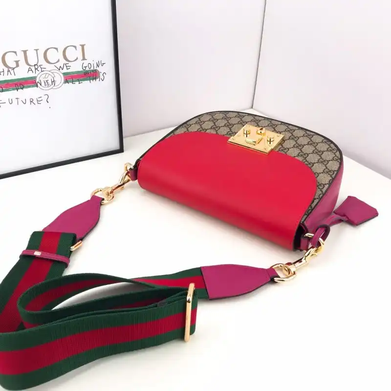 G*u*i bags 19b57g0047