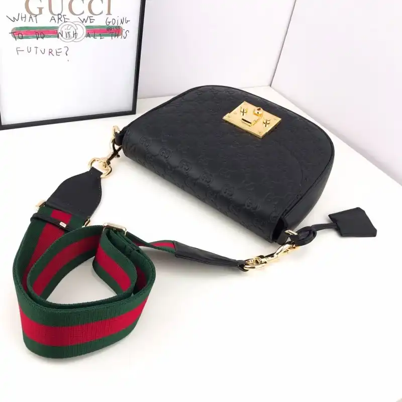 G*u*i bags 19b57g0049