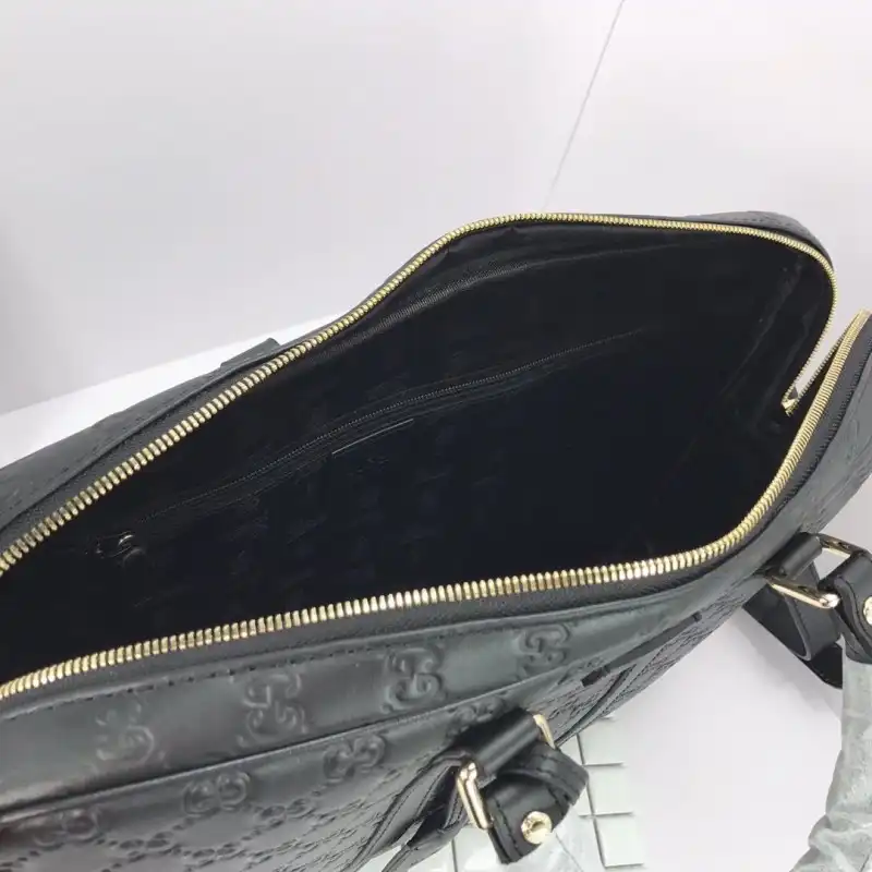 G*u*i bags 19b57g0050