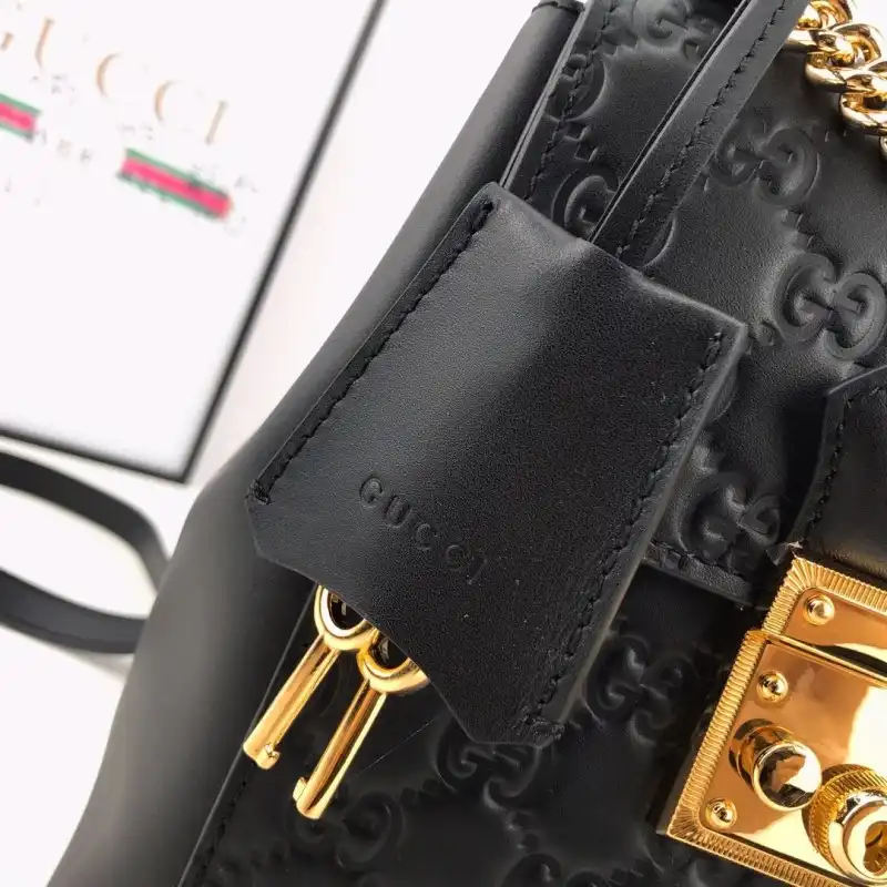 G*u*i bags 19b57g0056