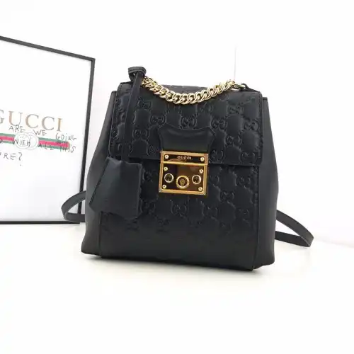 G*u*i bags 19b57g0056