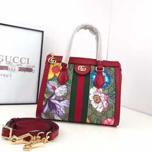 G*u*i bags 19b57g0071