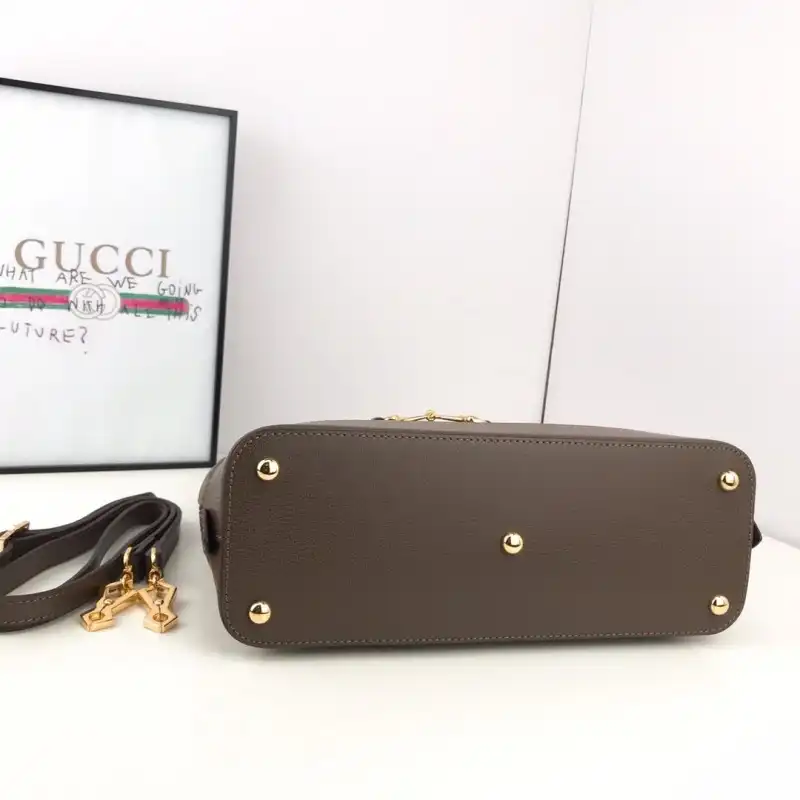 G*u*i bags 19b57g0076