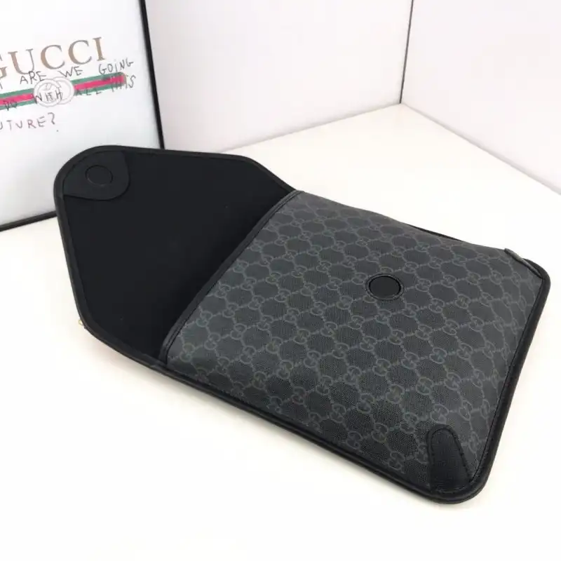 G*u*i bags 19b57g0079