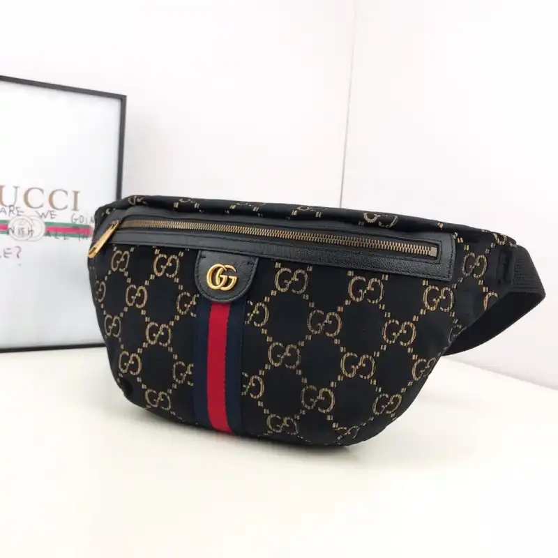 G*u*i bags 19b57g0085