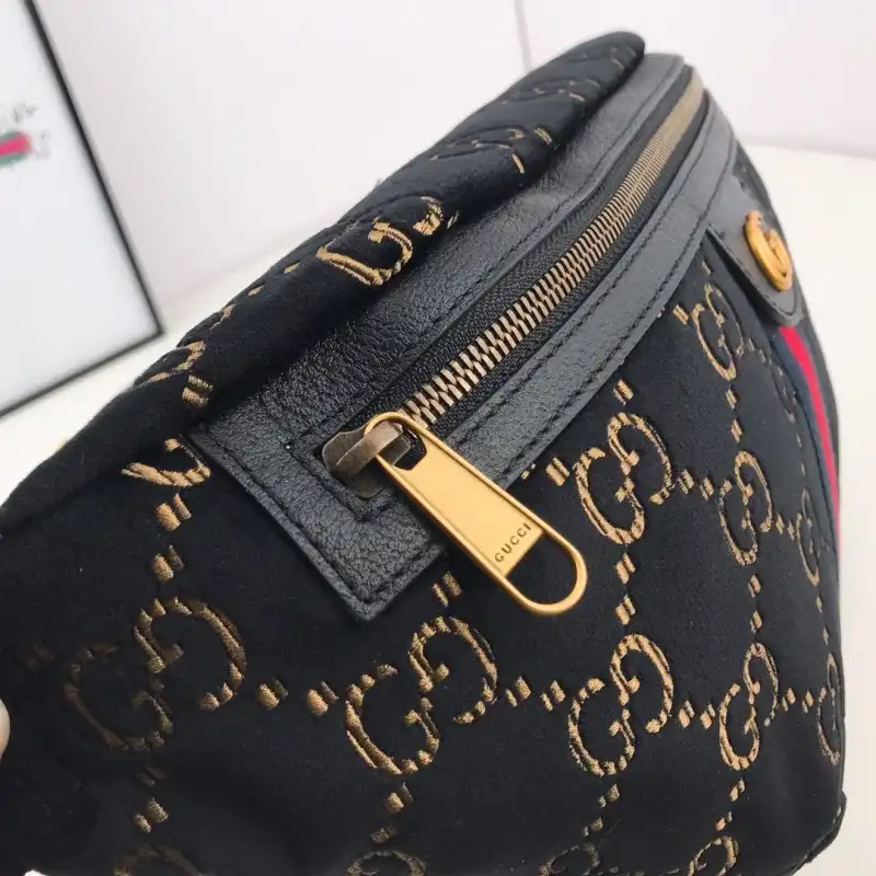 G*u*i bags 19b57g0085
