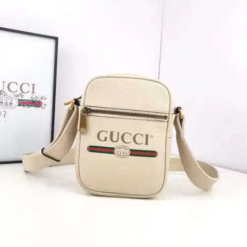 G*u*i bags 19b57g0093