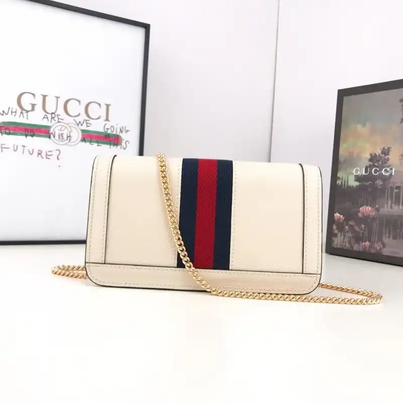 G*u*i bags 19b57g0108