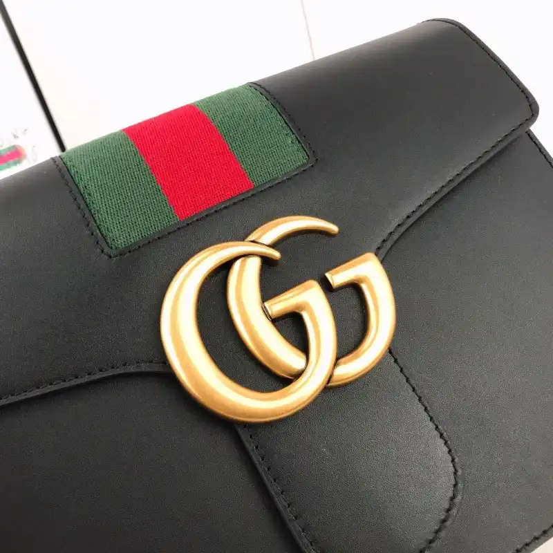G*u*i bags 19b57g0110