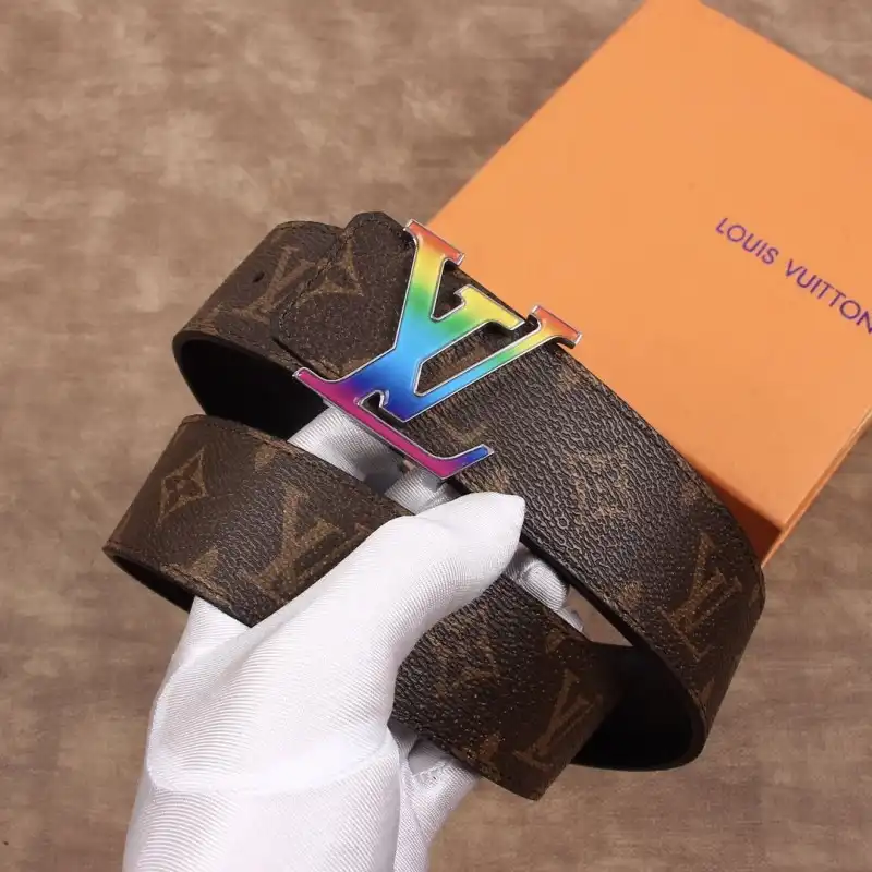 LV s Belte 19XIA0024