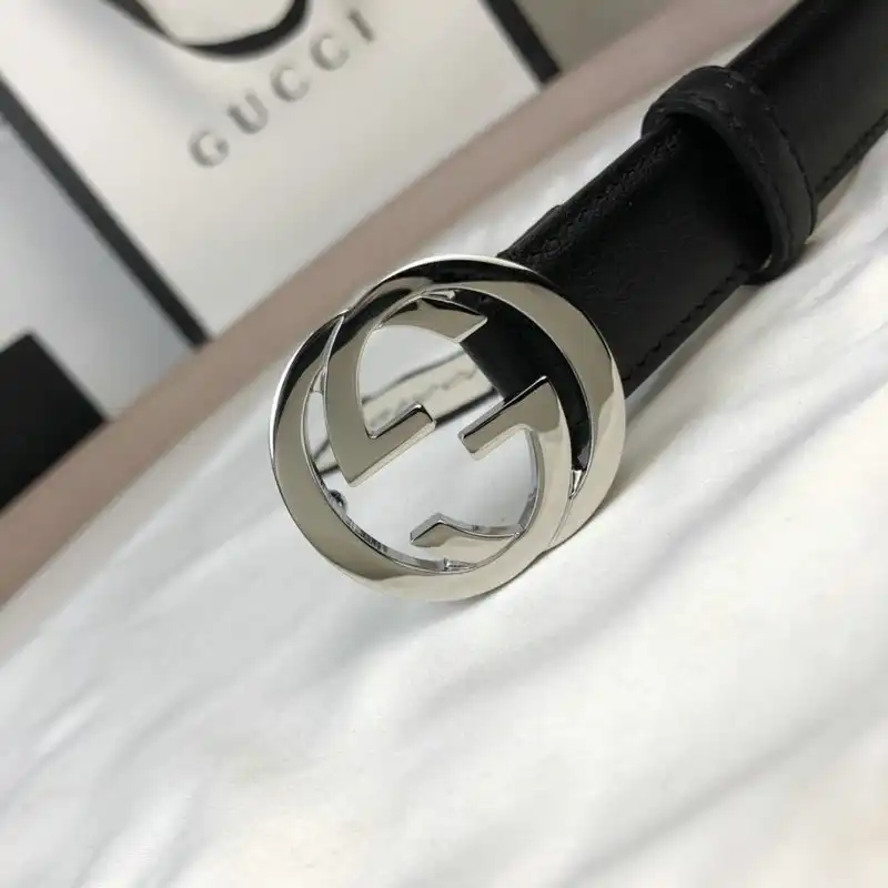 G*u*i s belt 2009xf0027