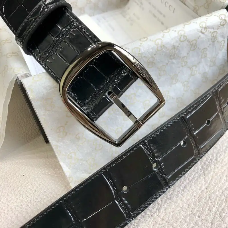 G*u*i s belt 2009xf0072