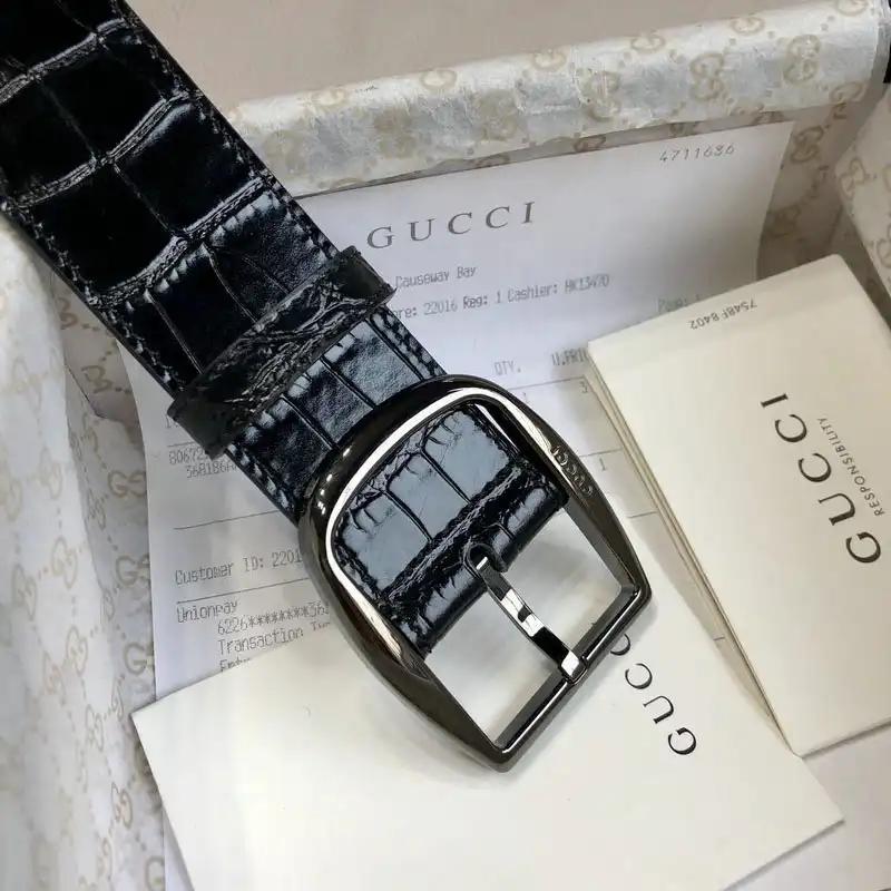 G*u*i s belt 2009xf0072