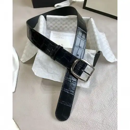 G*u*i s belt 2009xf0074