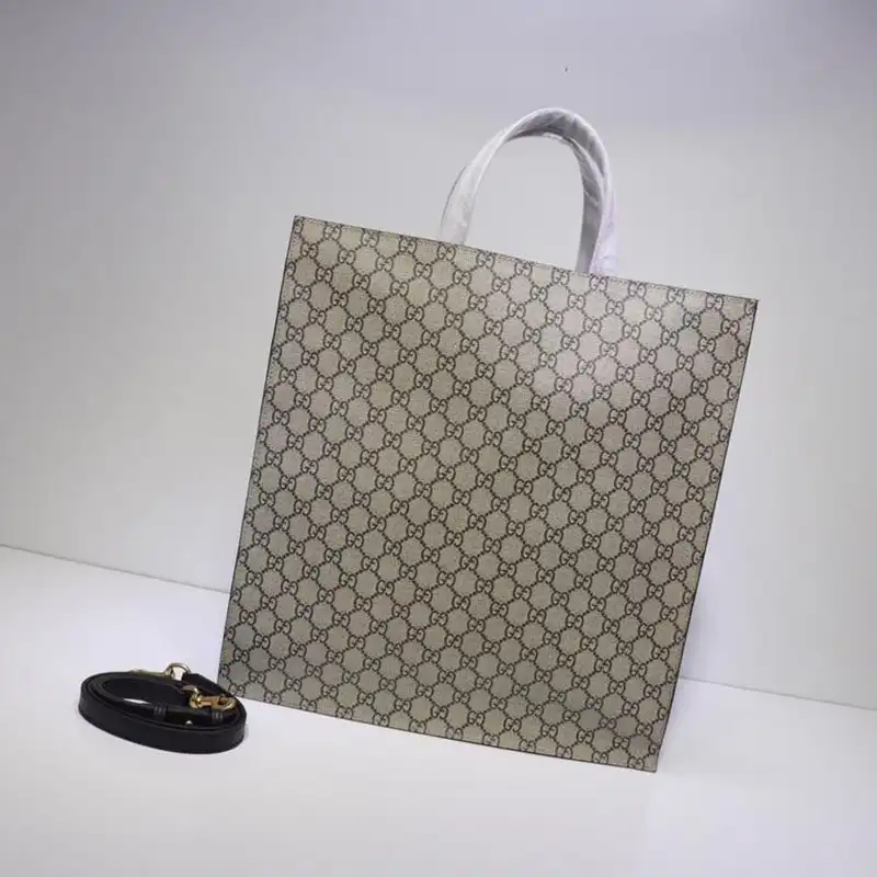 G*u*i tote bags 19gm0006