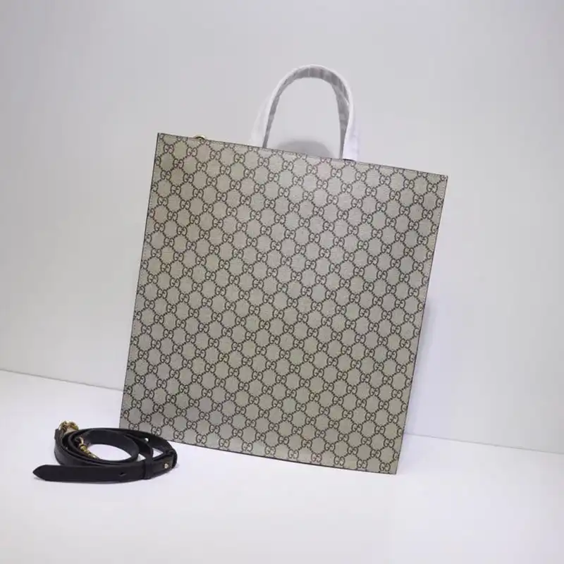 G*u*i tote bags 19gm0007