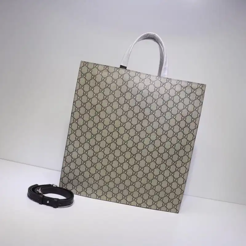 G*u*i tote bags 19gm0011