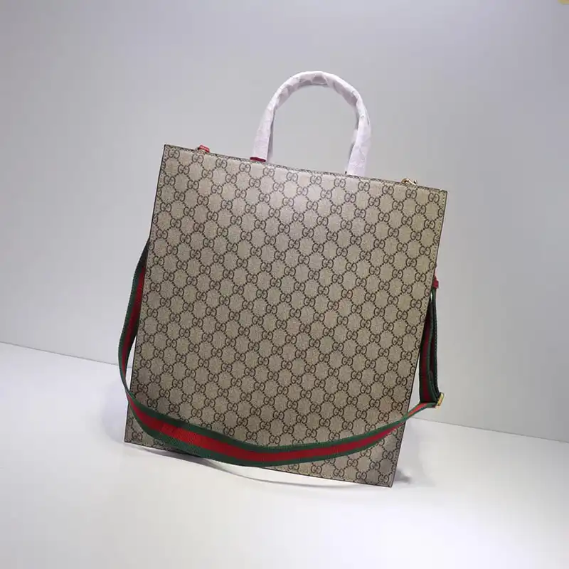 G*u*i tote bags 19gm0013