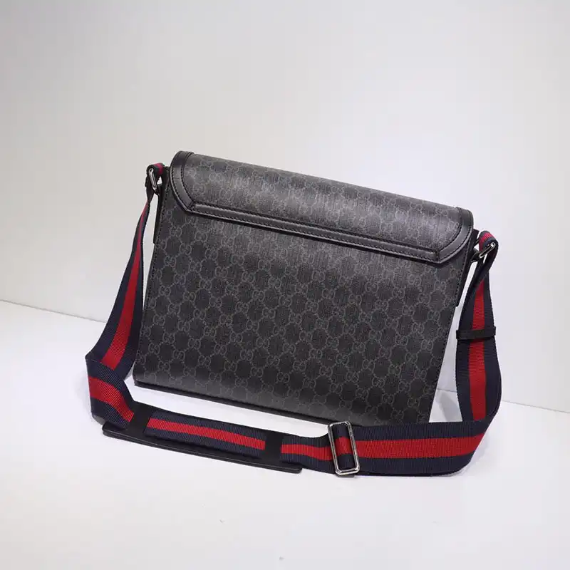 G*u*i messenger bags 19gm0019